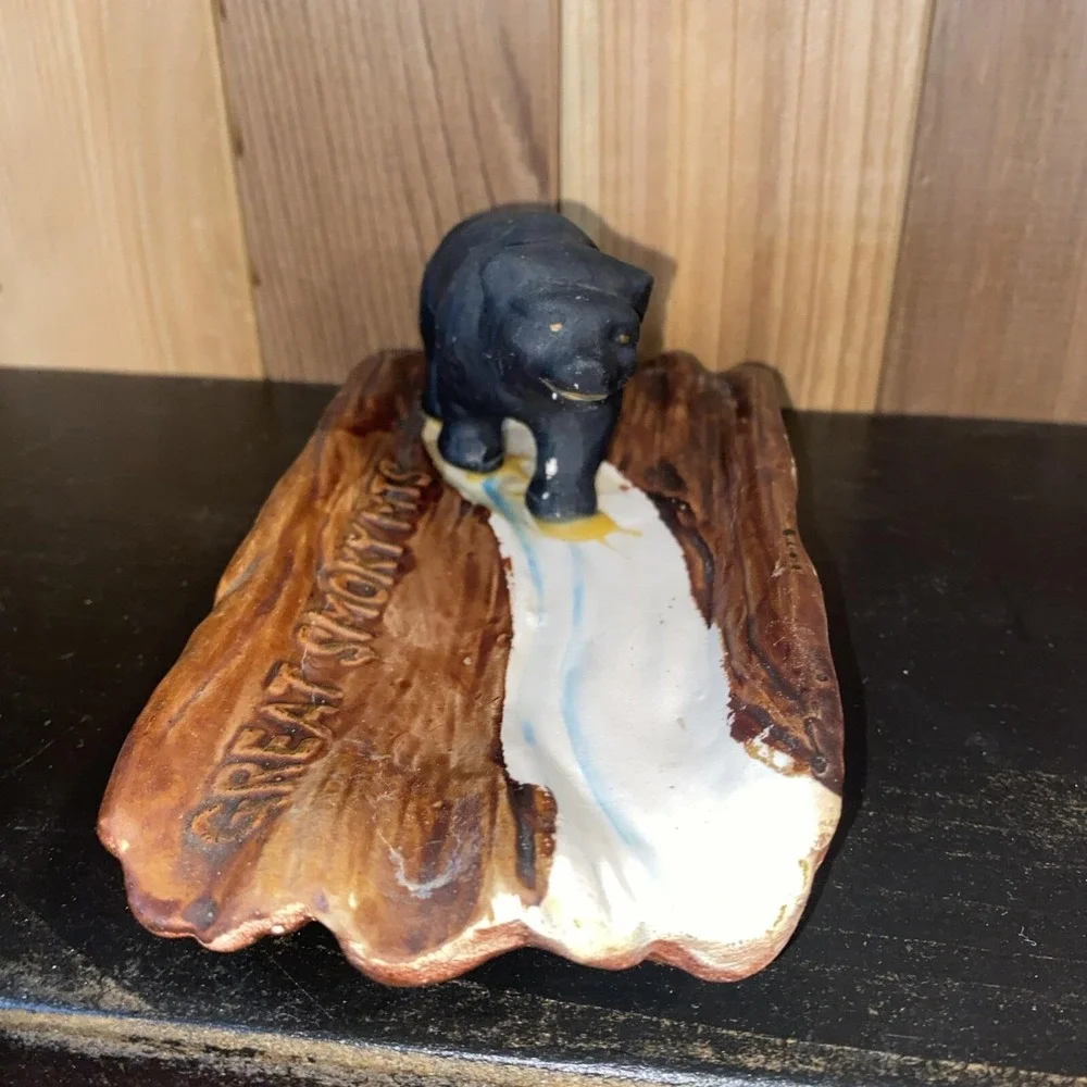 Vintage Great Smoky Mountains Black Bear Ashtray Trinket Tray Made in Japan